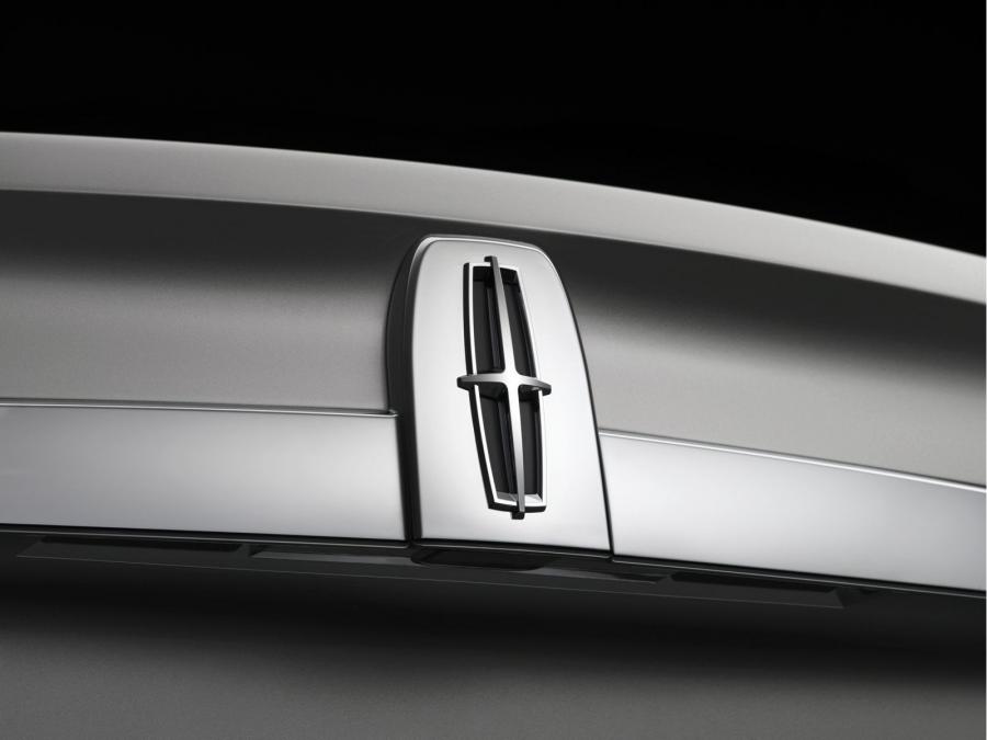  Lincoln MKS 2008 года  (фото 172 из 284)